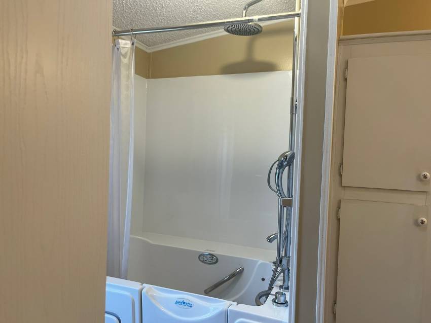 824 Sunningdale Ct. a Winter Haven, FL Mobile or Manufactured Home for Sale
